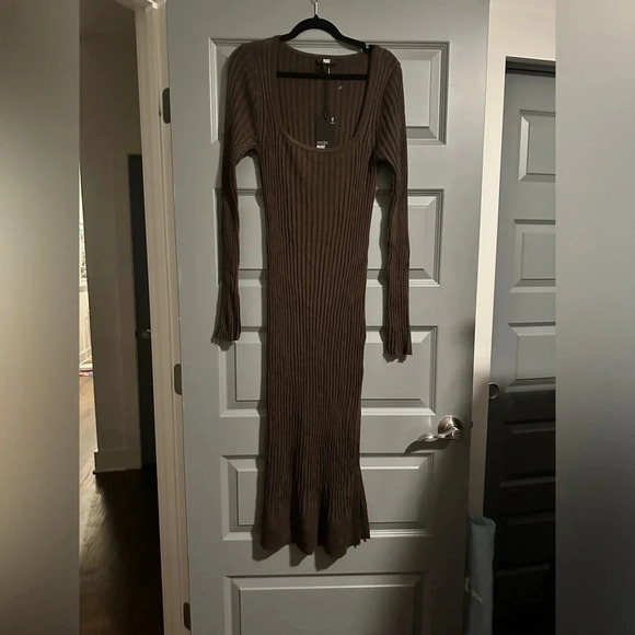 PAIGE Benita Midi Dress NWT size large - Picture 3 of 5